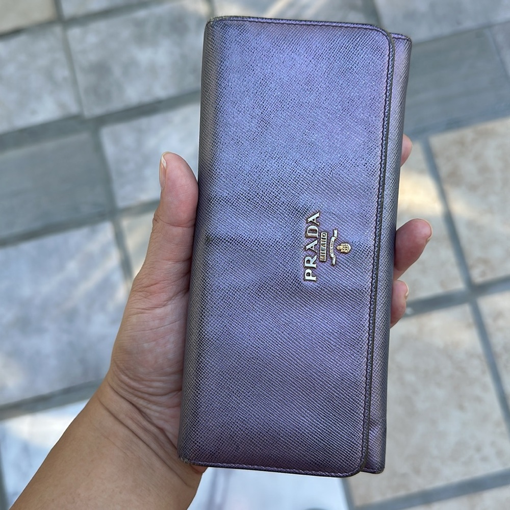 Prada Saffiano leather metallic purple wallet with COA and box - Picture 14 of 14